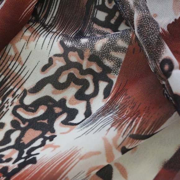 SHEIN VCAY Mixed Print Knot Front Skirt - Picture 2 of 10